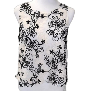 EVENT BLACK AND WHITE LACE TOP SIZE LARGE